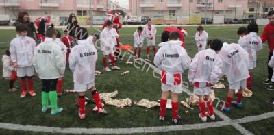 entrega_de_presentes_12_20121228_1993158350