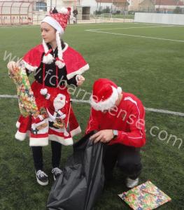 entrega_de_presentes_3_20121228_1222775695